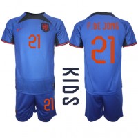 Camisa de time de futebol Holanda Frenkie de Jong #21 Replicas 2º Equipamento Infantil Mundo 2022 Manga Curta (+ Calças curtas)